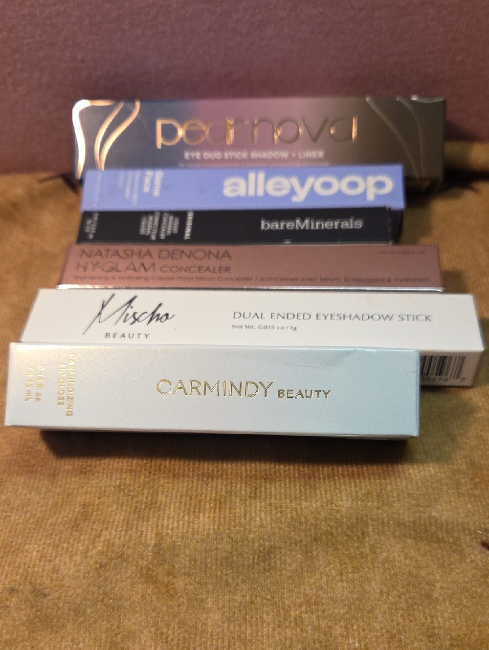Dual Ended Eyeshadow Stick - Cream